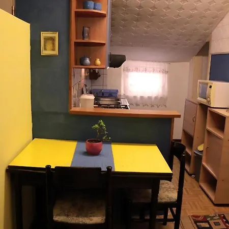 With Wifi - 12944 Apartment Pula